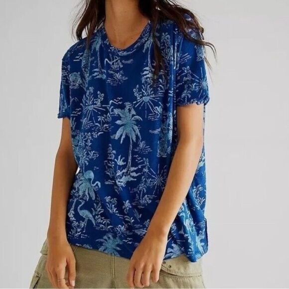 Free People Bali Backpacker Short Sleeve Linen TShirt Blue Print XS NWT - Picture 1 of 12